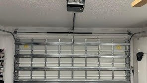 Garage door repair work, gallery photo 1
